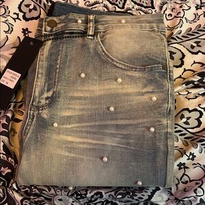 Pearl-Embellished Light Wash men Jeans